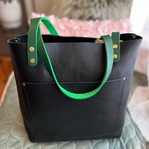 Portland Leather Goods classic pebbled black with green handles